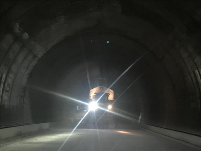 雅安市开展峨汉高速公路（雅安段）四宝山隧道工程交工验收前质量检测工作