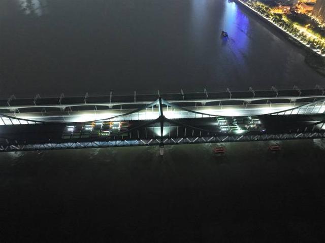 浙江杭州新建彭埠大桥主桥顺利完成荷载试验