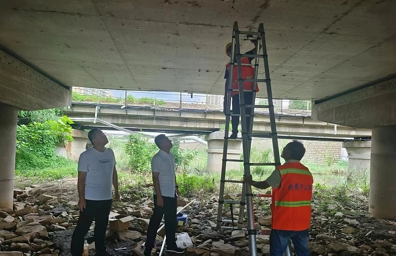 河北秦皇岛五座公路桥梁装上技术性桥梁健康监测预警系统