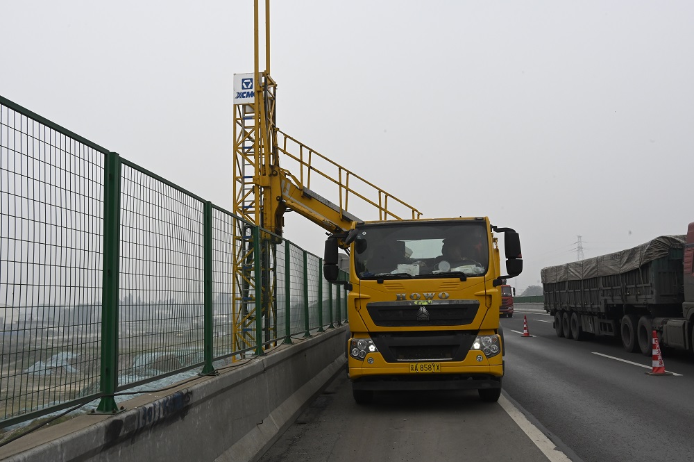 桥梁轻量化监测